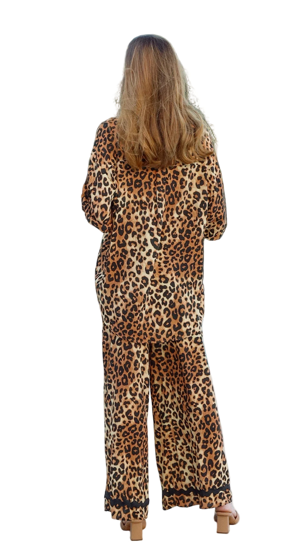 Back view of the wild instinct leopard print button up blouse
